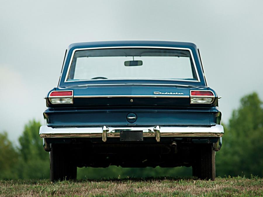  Studebaker Commander Sedan 1965 года  (фото 8 из 8)
